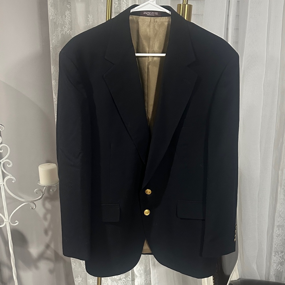 Evan Picone Classic Black Blazer with Gold Accents